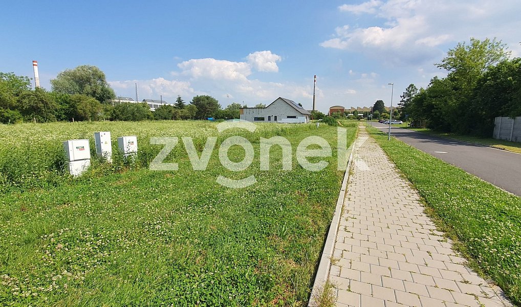 Prodej stavebního pozemku 1 070 m², Hulín – náhled fotky 6