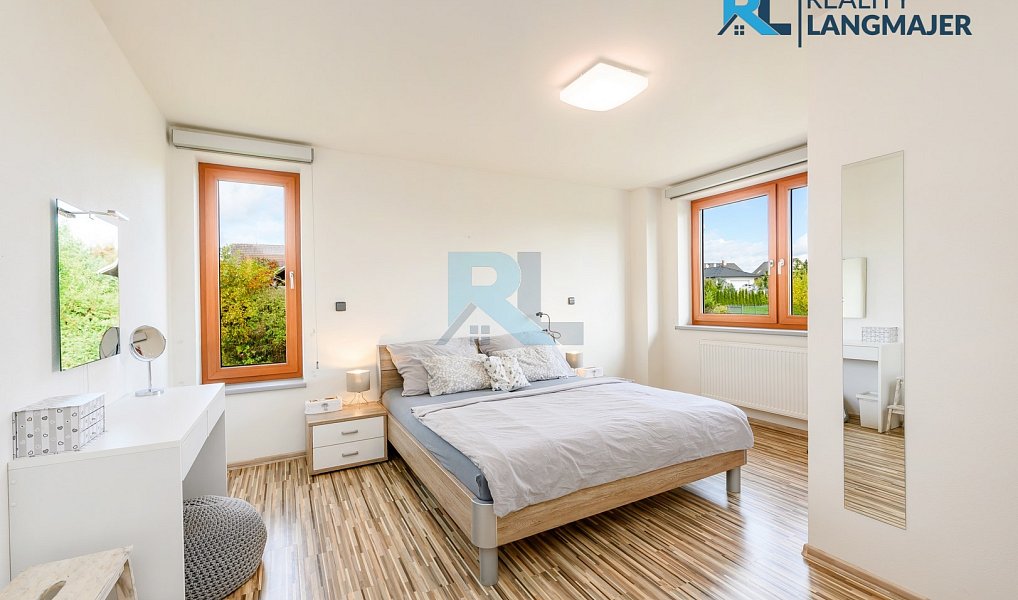 Prodej domu 183 m² s pozemkem 724 m², Plzeň – náhled fotky 30