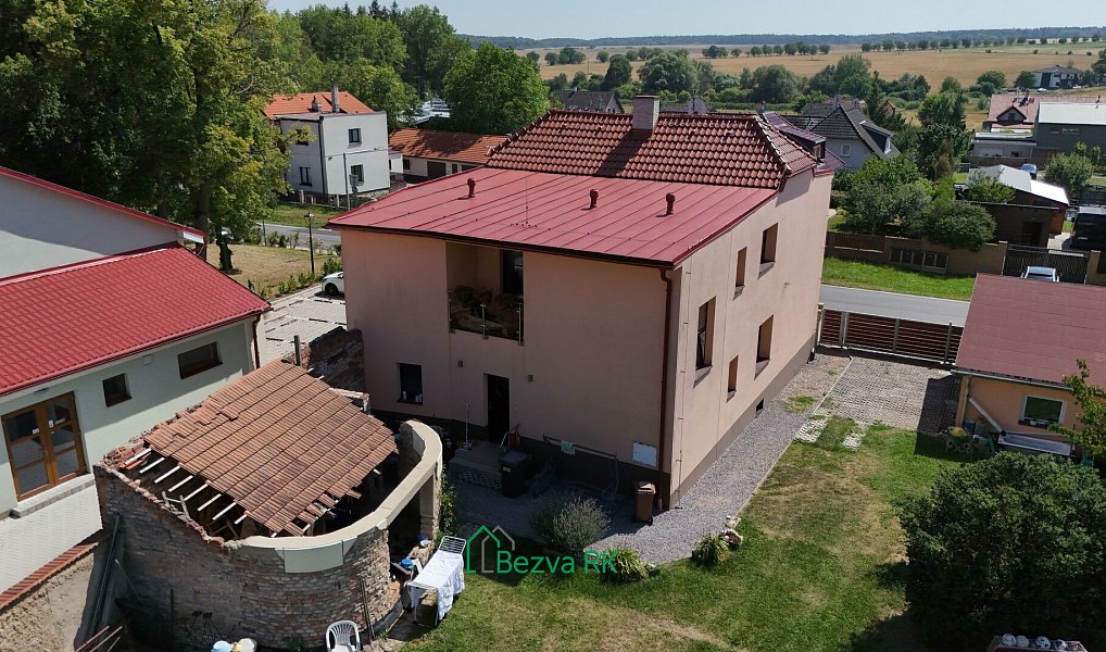 Prodej domu 250 m² s pozemkem 843 m², Nučice – náhled fotky 12
