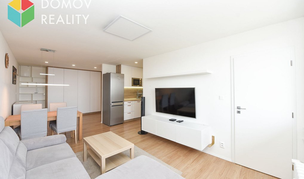 Prodej bytu 2+kk 64 m², Praha – náhled fotky 2