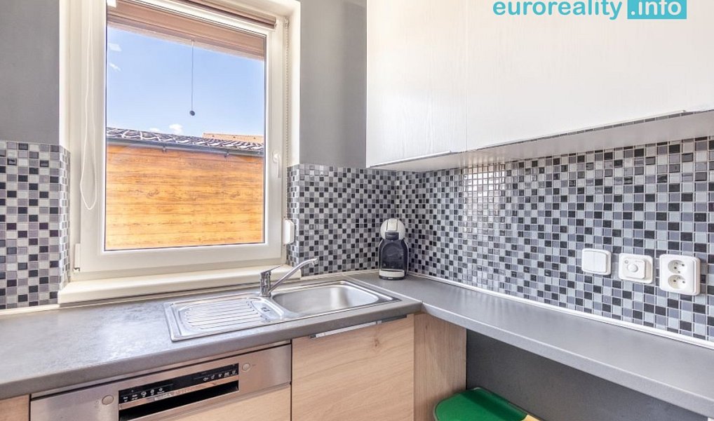 Prodej domu 60 m² s pozemkem 1 497 m², Dubnice – náhled fotky 9