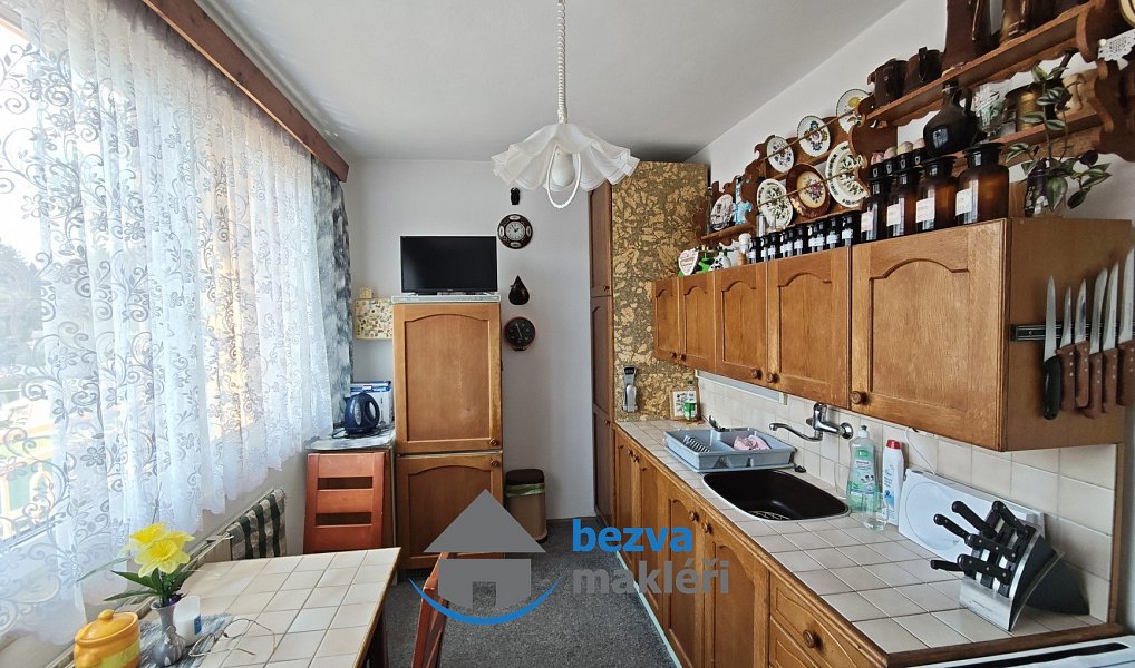Prodej domu 213 m² s pozemkem 688 m², Chrast – náhled fotky 5