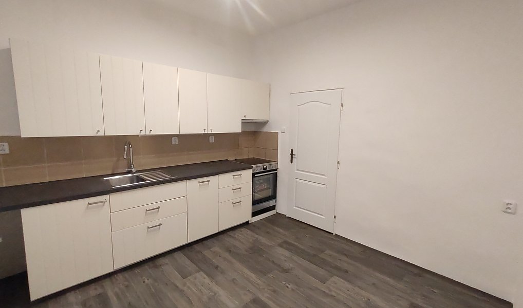 Pronájem bytu 3+1 92 m², Litoměřice – náhled fotky 9
