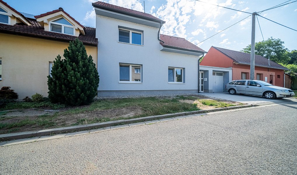 Pronájem domu 175 m² s pozemkem 483 m², Uherské Hradiště – náhled fotky 4