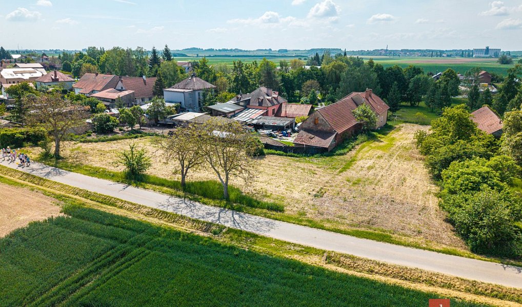 Prodej stavebního pozemku 2 242 m², Roudnice – náhled fotky 10
