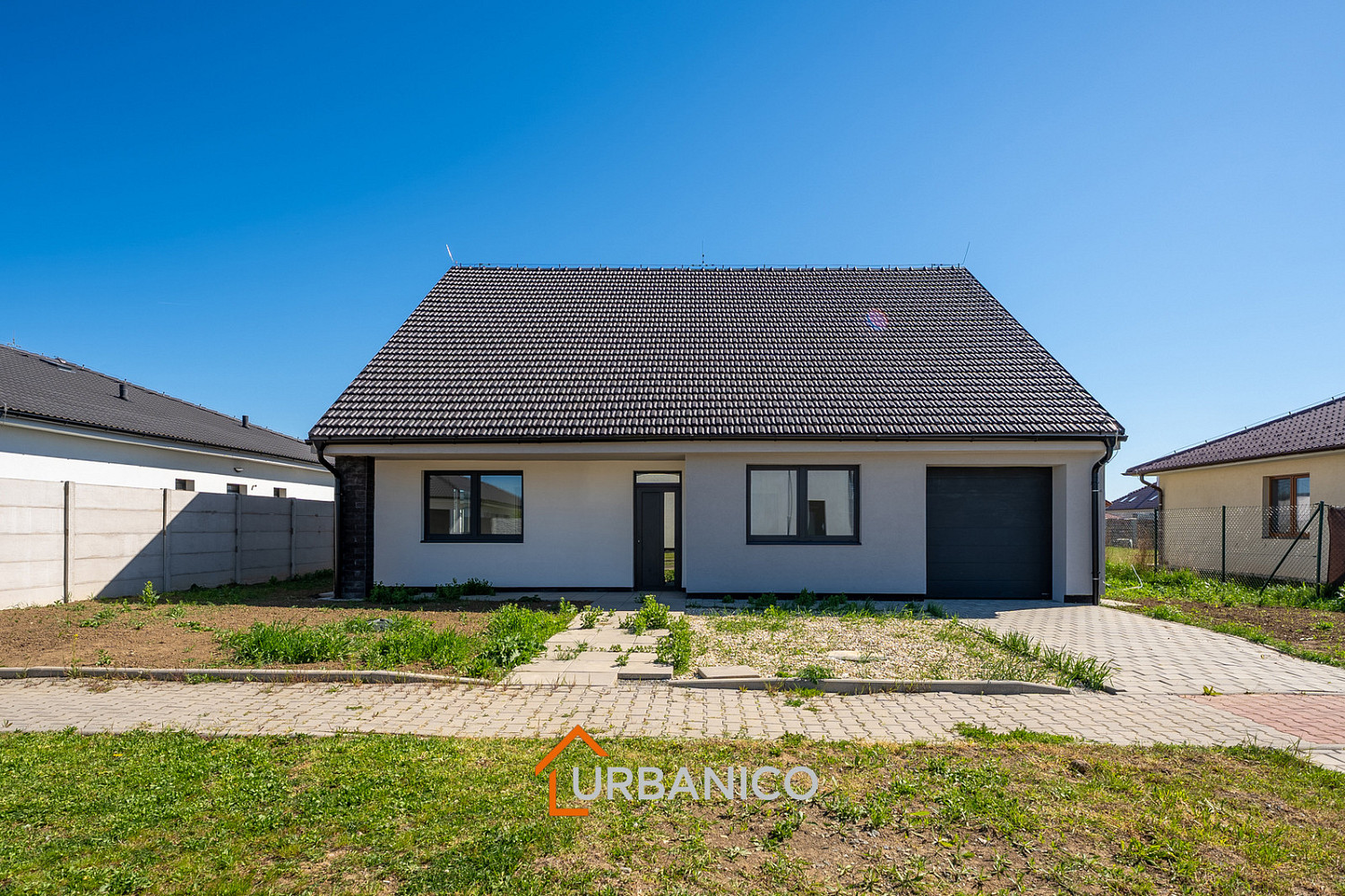 Prodej domu 230 m² s pozemkem 1 000 m²