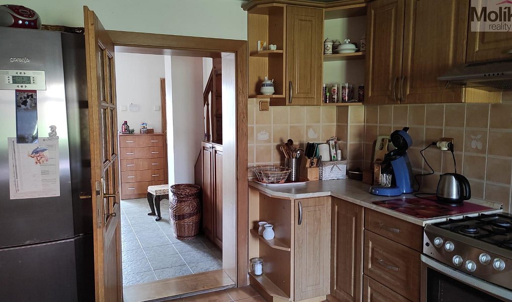 Prodej domu 240 m² s pozemkem 880 m², Chbany – náhled fotky 9