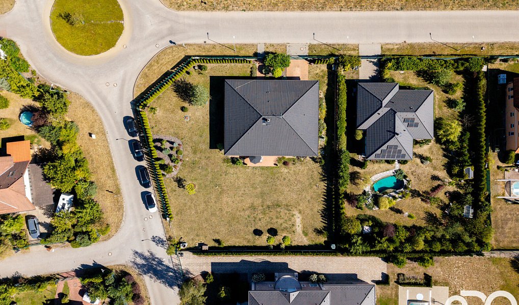 Prodej domu 219 m² s pozemkem 1 721 m², Trnová – náhled fotky 26
