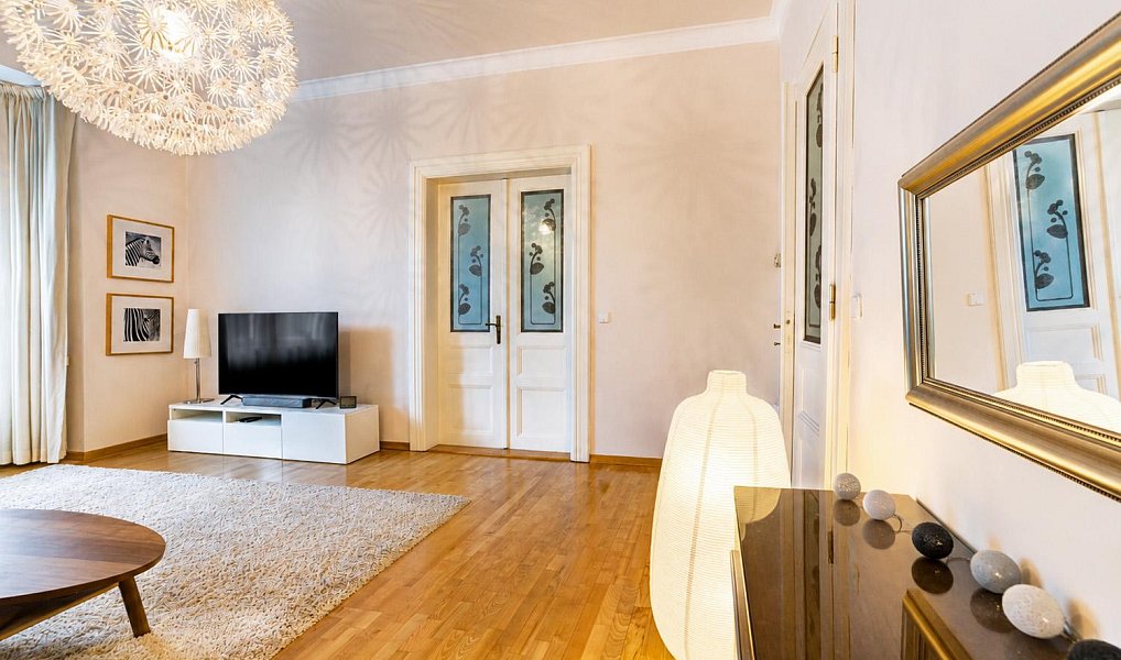 Pronájem bytu 3+1 108 m², Praha – náhled fotky 8