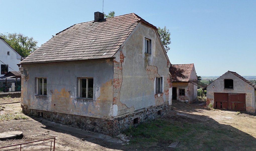 Prodej domu 150 m² s pozemkem 886 m², Břasy – náhled fotky 6