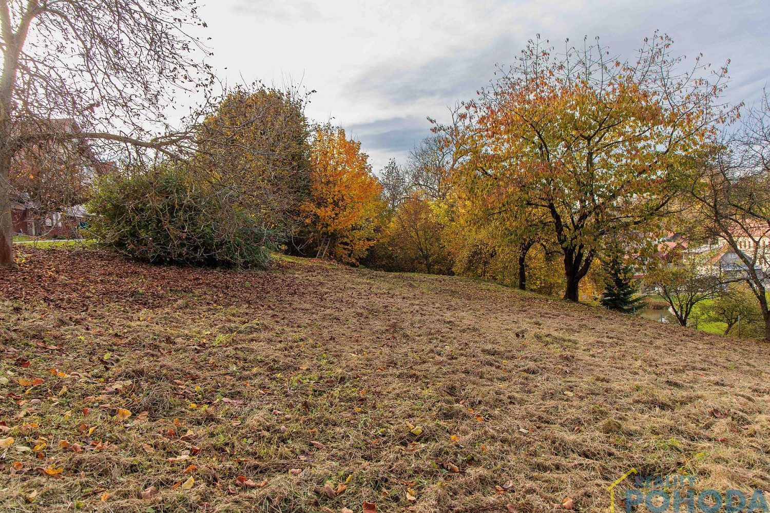 Prodej stavebního pozemku 805 m² – fotografie 4