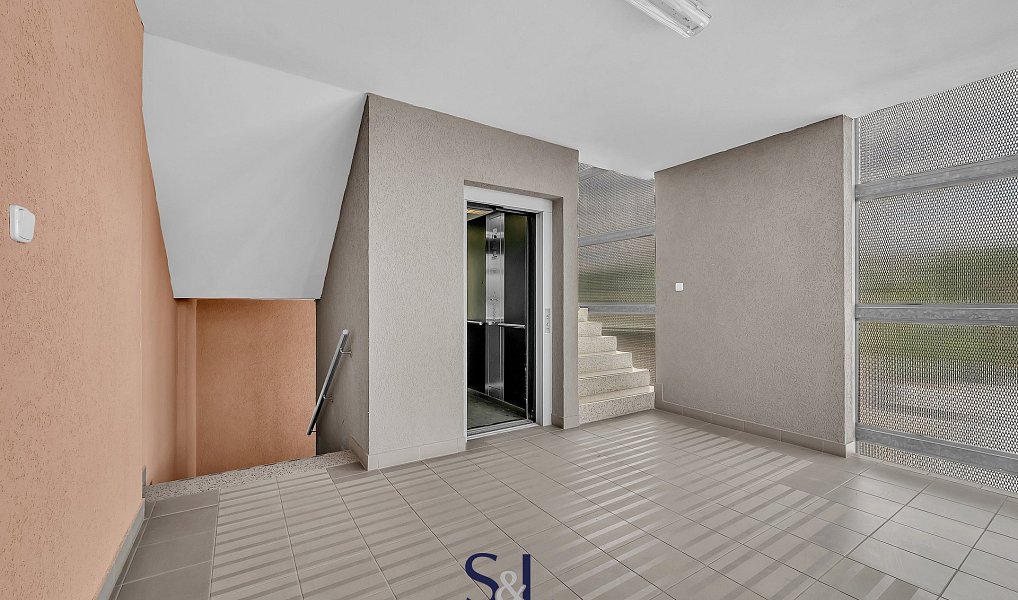Prodej bytu 3+kk 70 m², Liberec – náhled fotky 22