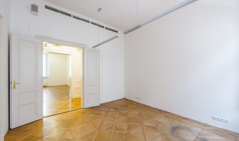 Pronájem kanceláře 309 m², Praha – náhled fotky 7