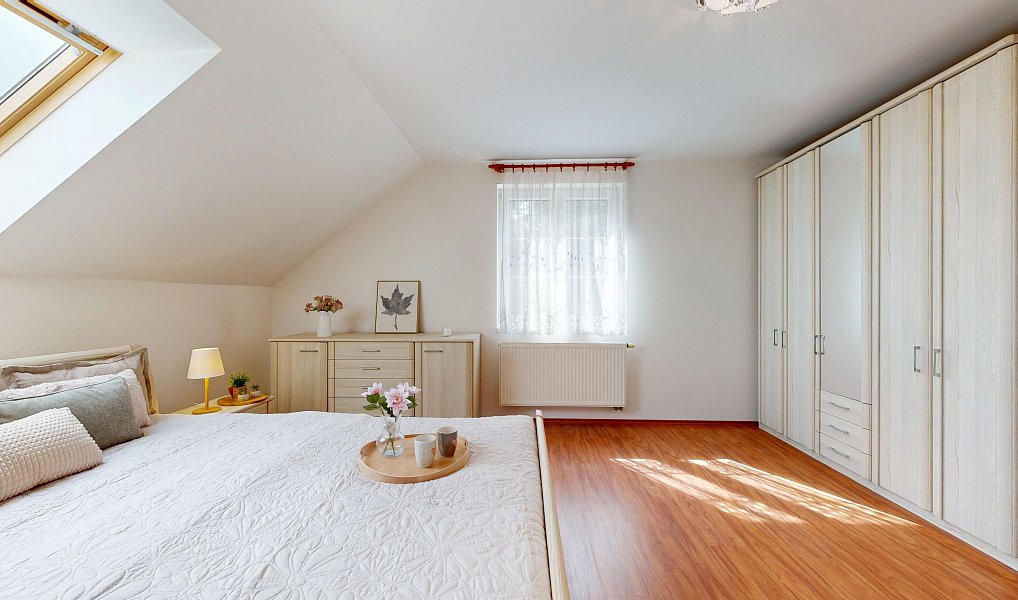 Prodej domu 225 m² s pozemkem 807 m², Bašť – náhled fotky 27