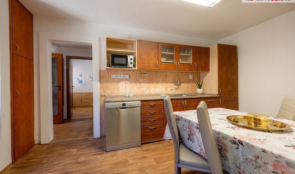 Prodej domu 130 m² s pozemkem 1 798 m², Nepomyšl – náhled fotky 3