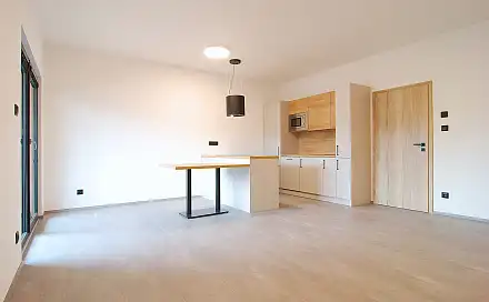 Pronájem bytu 2+kk 77 m², Komenského nám., Votice, okres Benešov