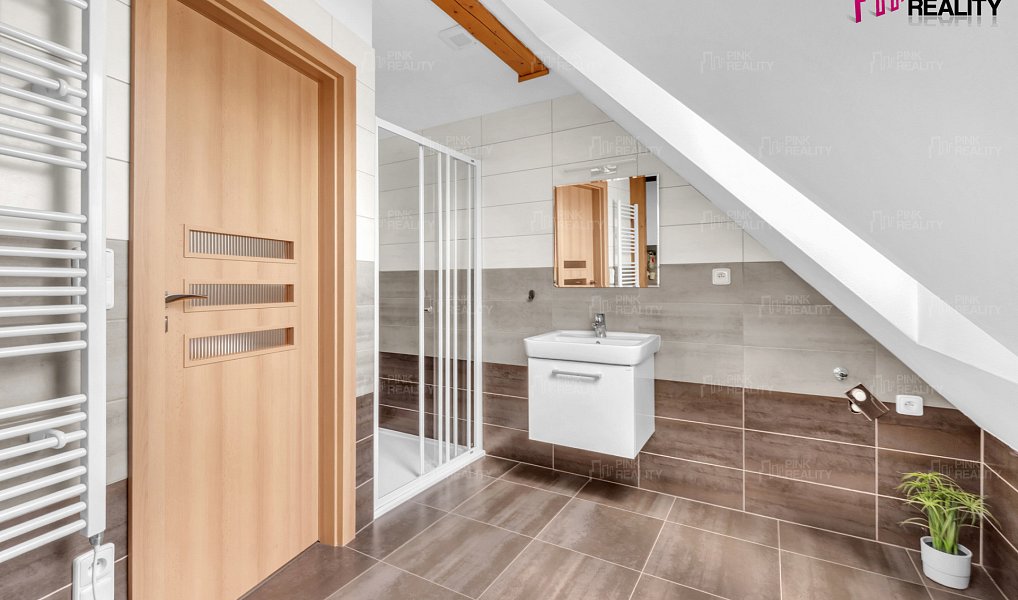 Prodej ubytovacího objektu 184 m², Orlické Záhoří – náhled fotky 18