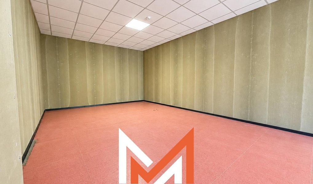 Pronájem obchodních prostor 47 m², Hronov – náhled fotky 2