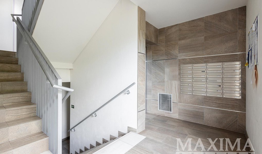 Prodej bytu 2+kk 59 m², Praha – náhled fotky 19