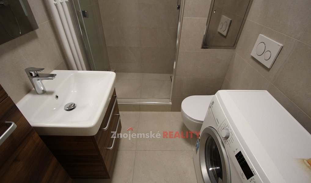 Pronájem bytu 1+kk 30 m², Znojmo – náhled fotky 6