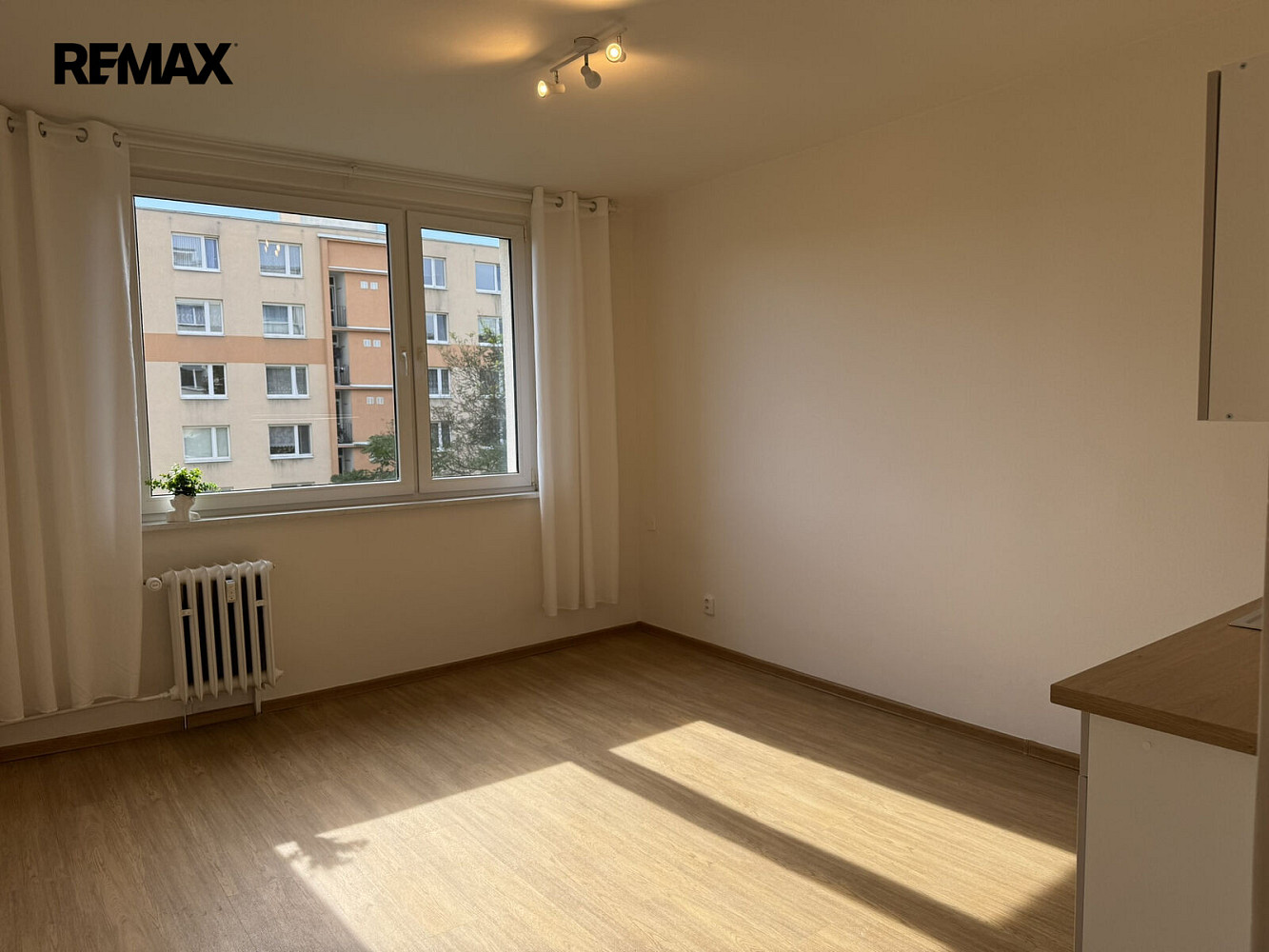 Prodej bytu 1+kk 21 m² – fotografie 5