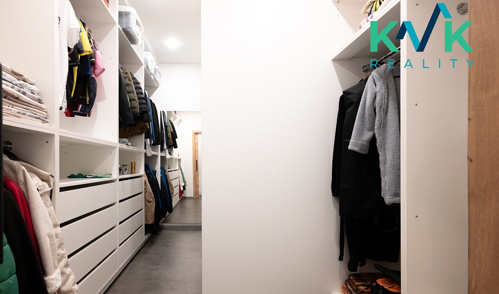 Prodej domu 228 m² s pozemkem 1 069 m², Hájek – náhled fotky 17