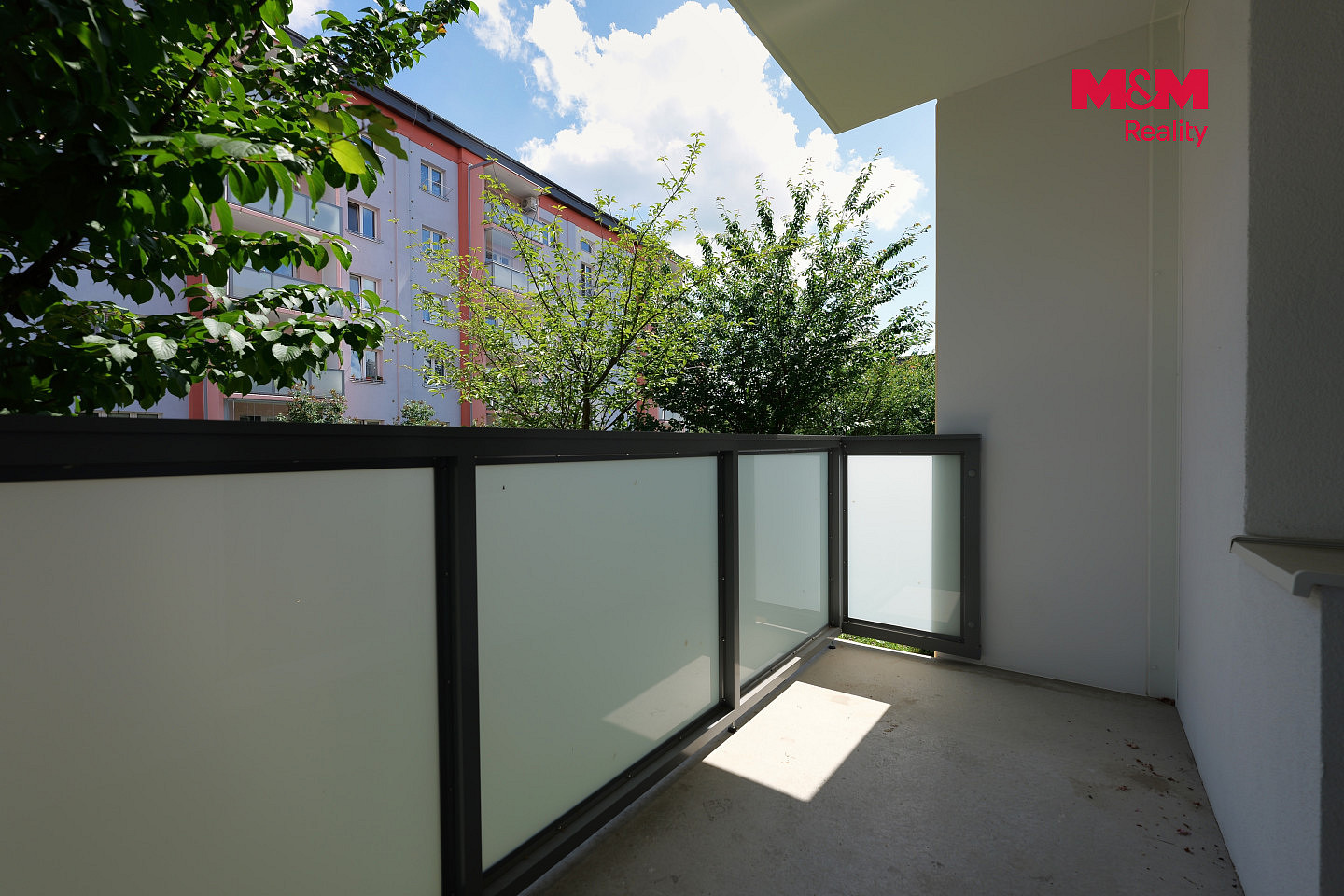 Pronájem bytu 1+1 29 m² – fotografie 3