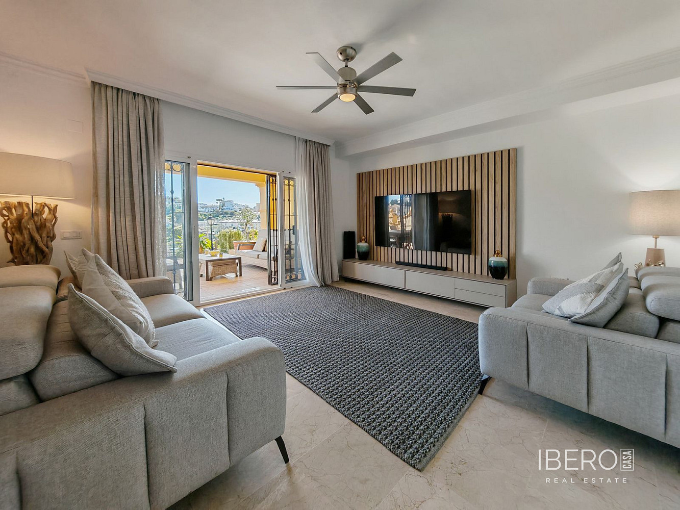 Casa 5+kk – Mijas, Riviera del Sol - Fase VIII, Urbanización Sitio de Calahonda - Vista 2