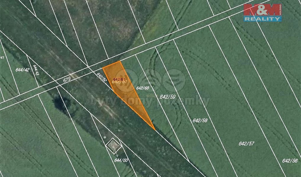 Prodej pole 105 m², Káraný – náhled fotky 5