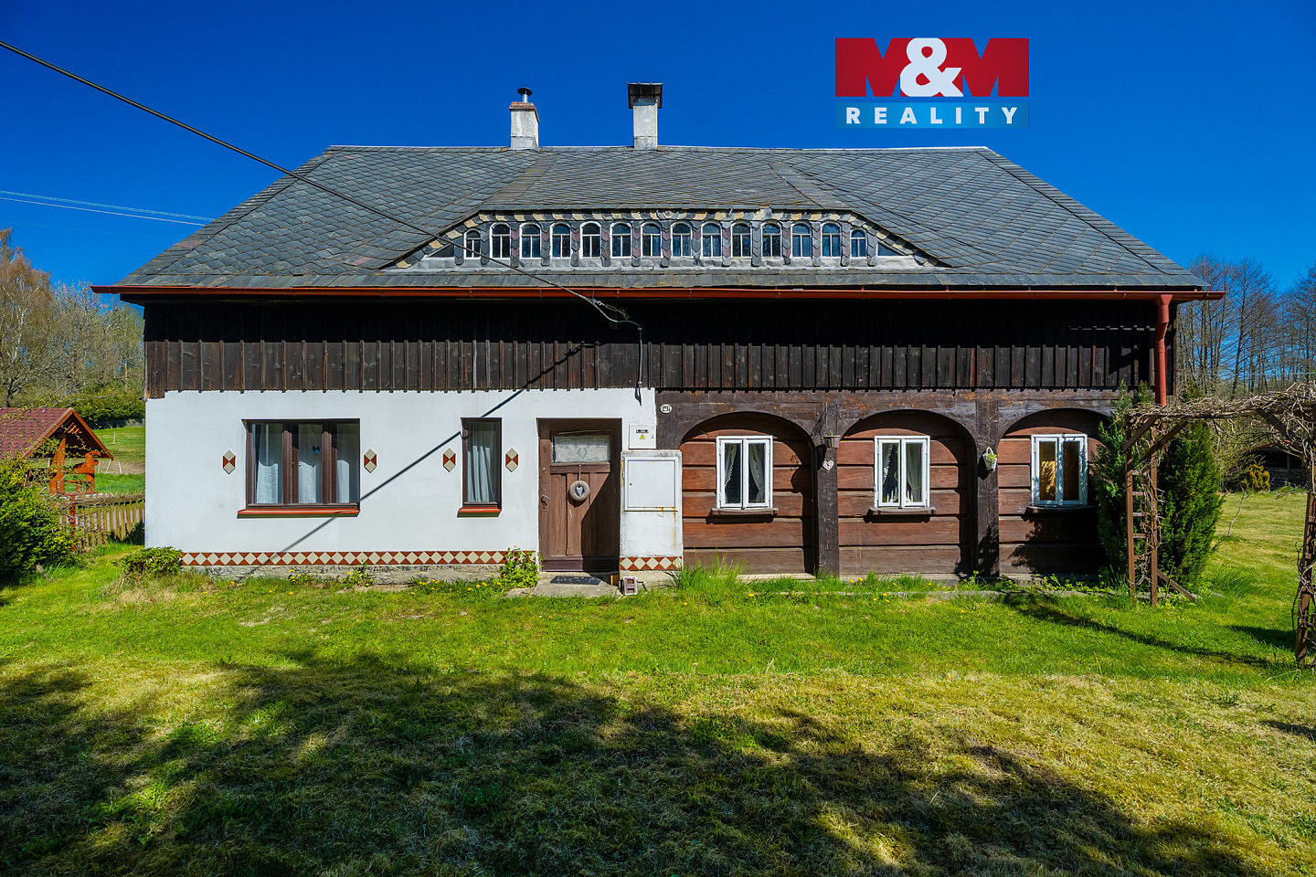 Prodej domu 110 m² s pozemkem 2 331 m²