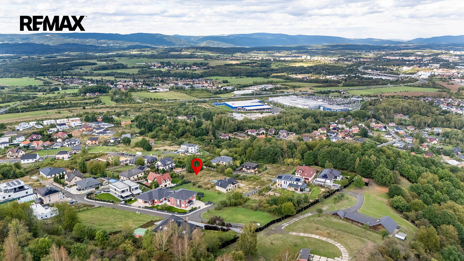 Prodej stavebního pozemku 1 432 m² – fotografie 2