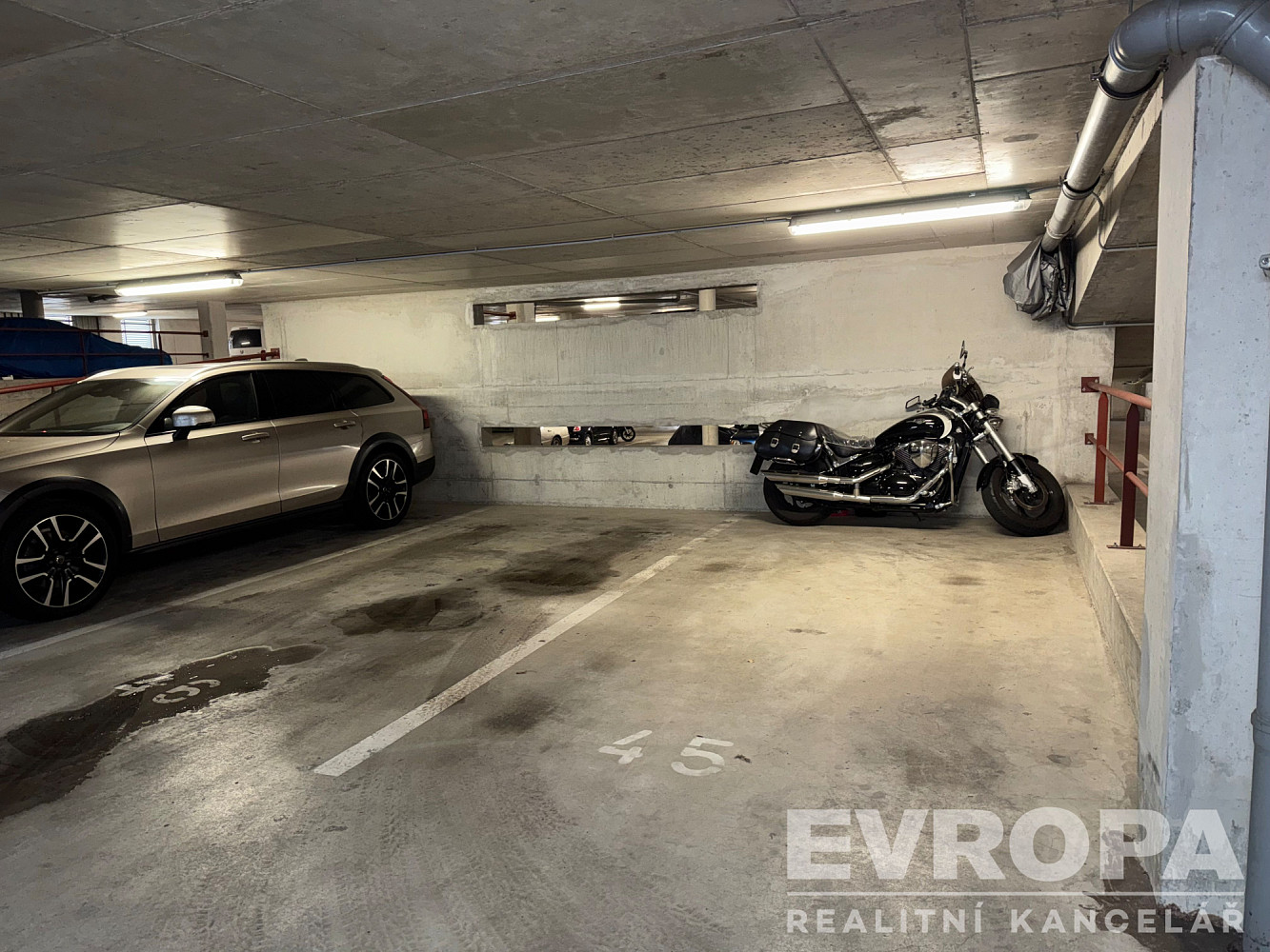 Prodej garážového stání 14,4 m2 praha 10, horní měcholupy — photo 3