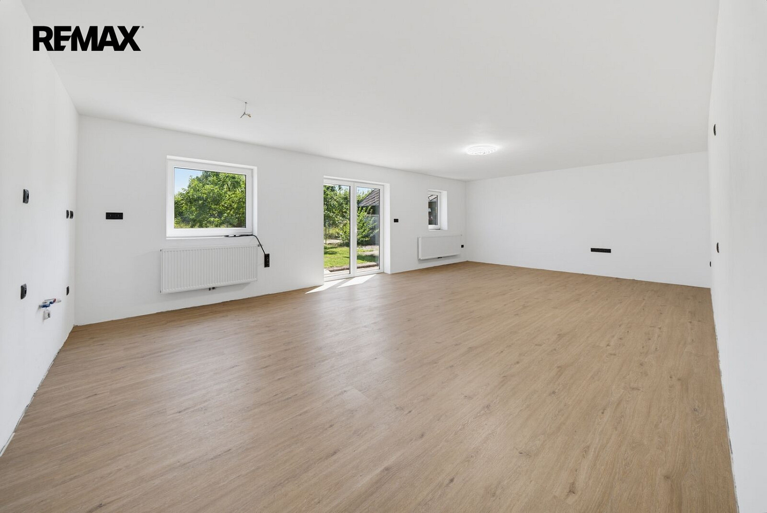 Prodej domu 380 m² s pozemkem 461 m² – fotografie 3