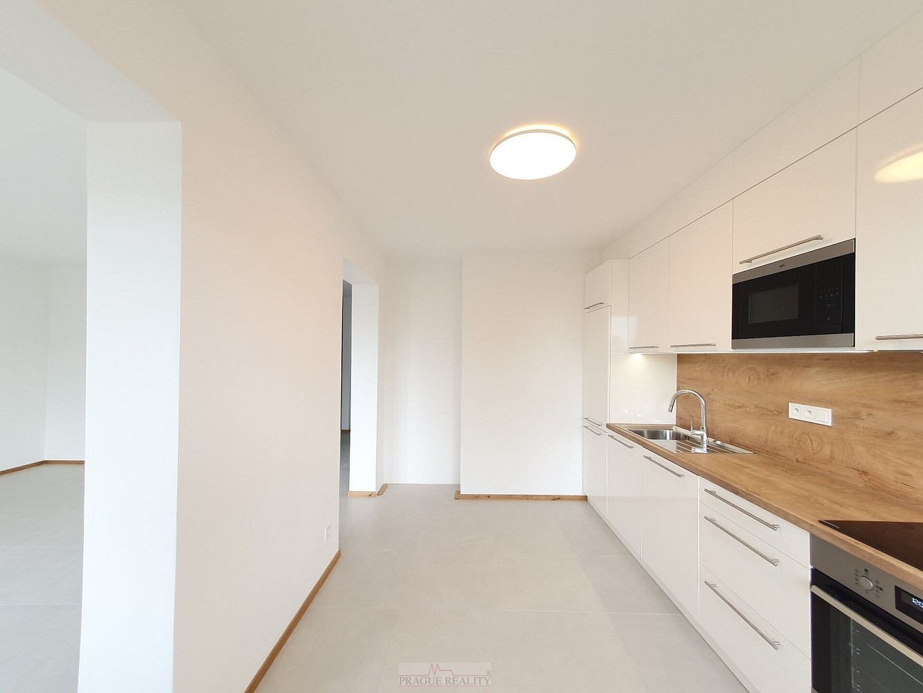 Pronájem bytu 3+kk 73 m² — photo 4