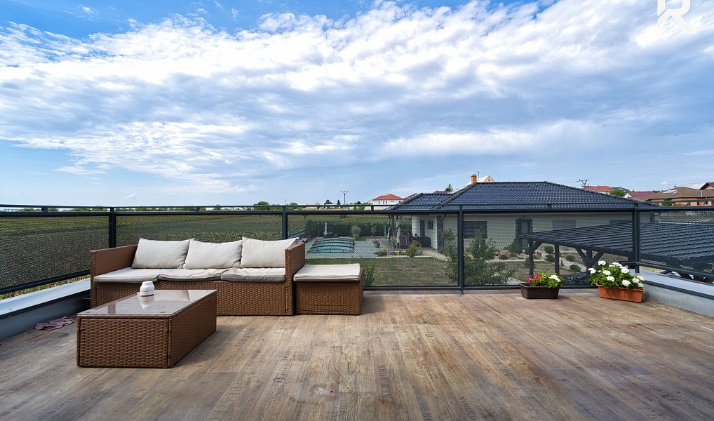 Prodej ubytovacího objektu 617 m², Drnholec – náhled fotky 36