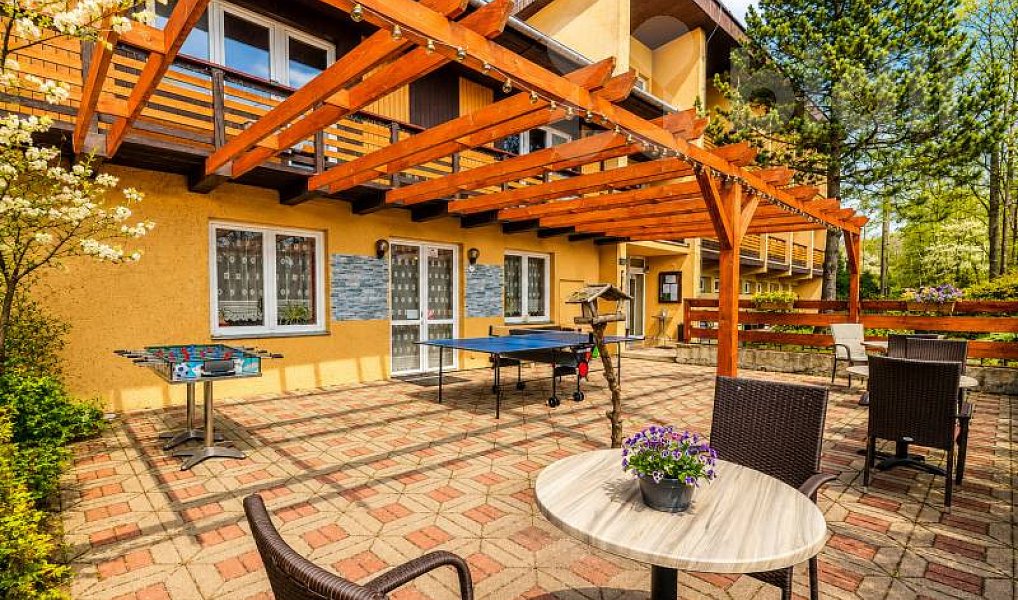 Prodej ubytovacího objektu 860 m², Chvalčov – náhled fotky 2