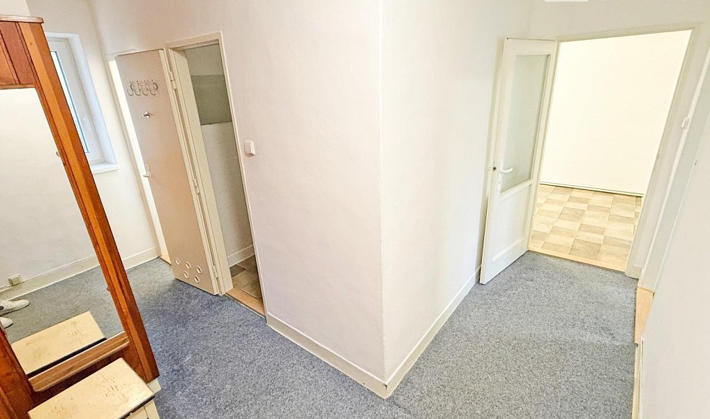Pronájem bytu 2+1 60 m², Rožnov pod Radhoštěm – náhled fotky 4