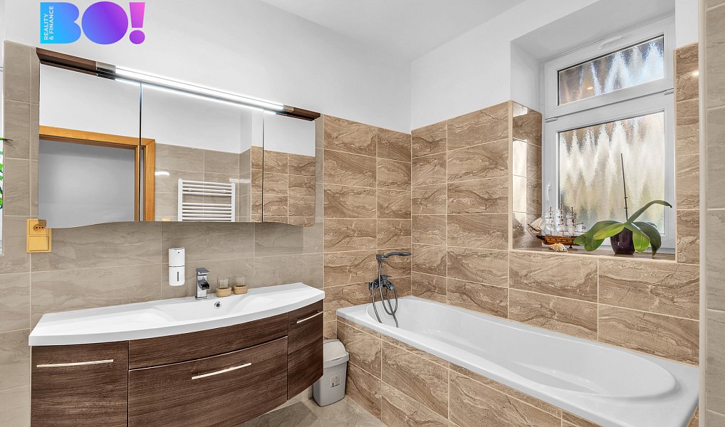 Prodej domu 239 m² s pozemkem 667 m², Slatina nad Úpou – náhled fotky 3