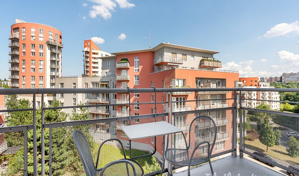 Pronájem bytu 2+kk 52 m², Praha – náhled fotky 12