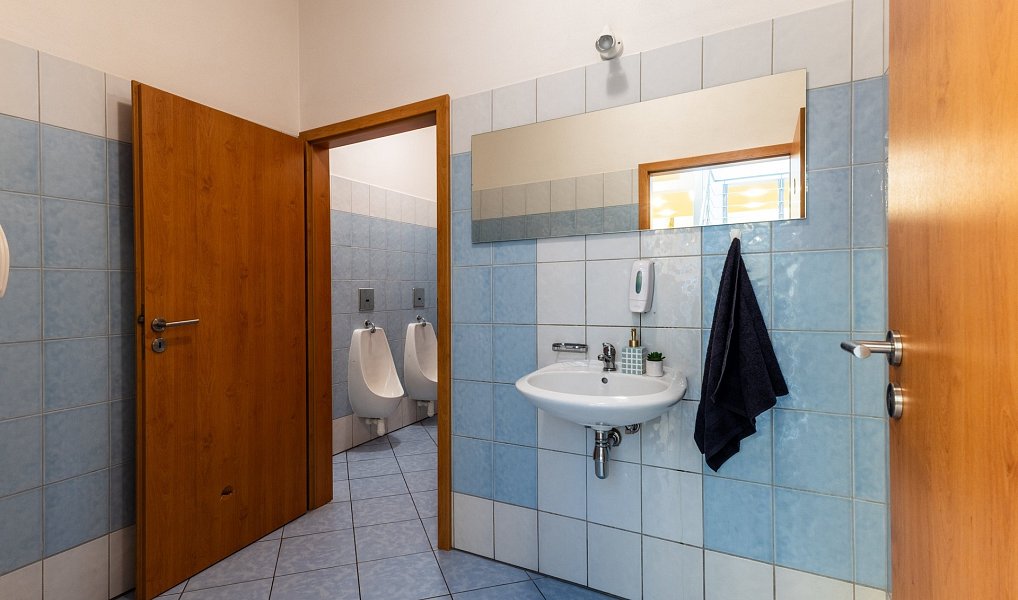 Prodej ubytovacího objektu 1 593 m², Znojmo – náhled fotky 9