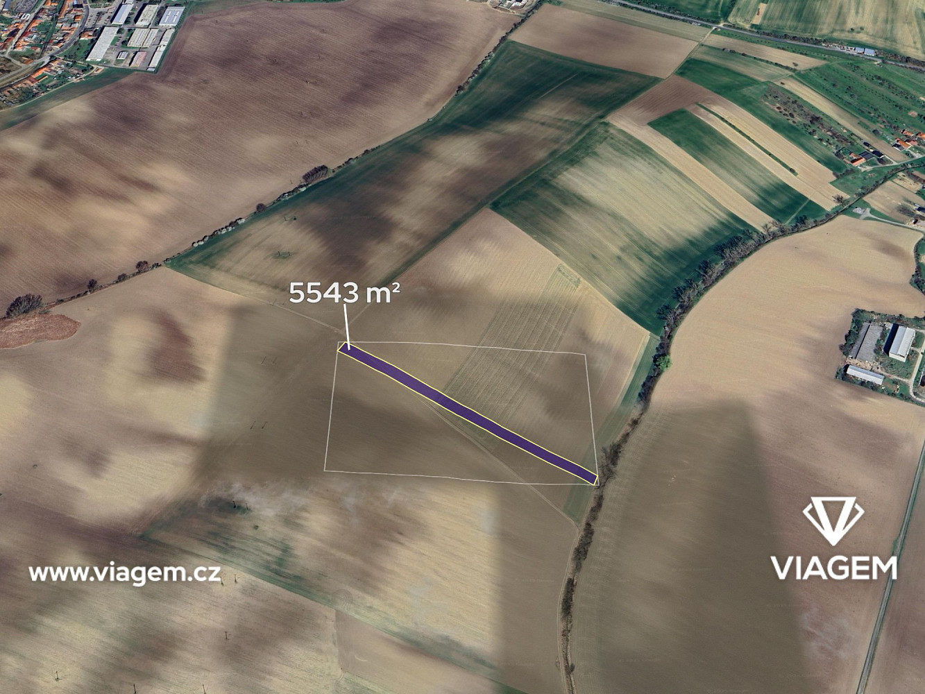 Prodej pole 1 385 m²