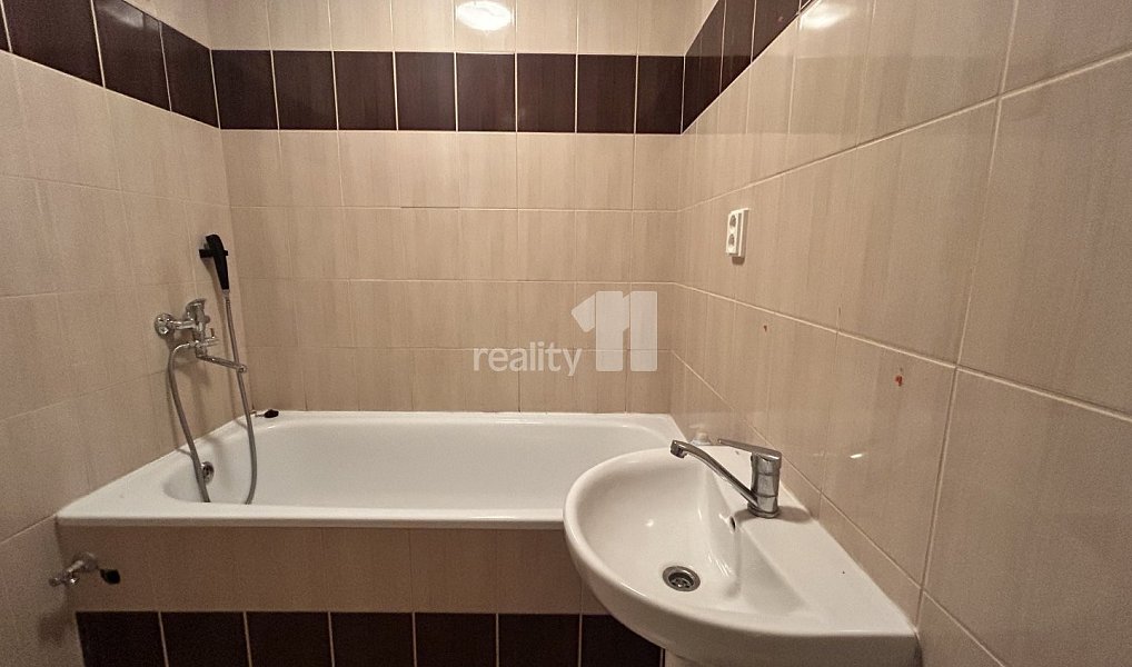 Prodej bytu 3+1 73 m², Praha – náhled fotky 9