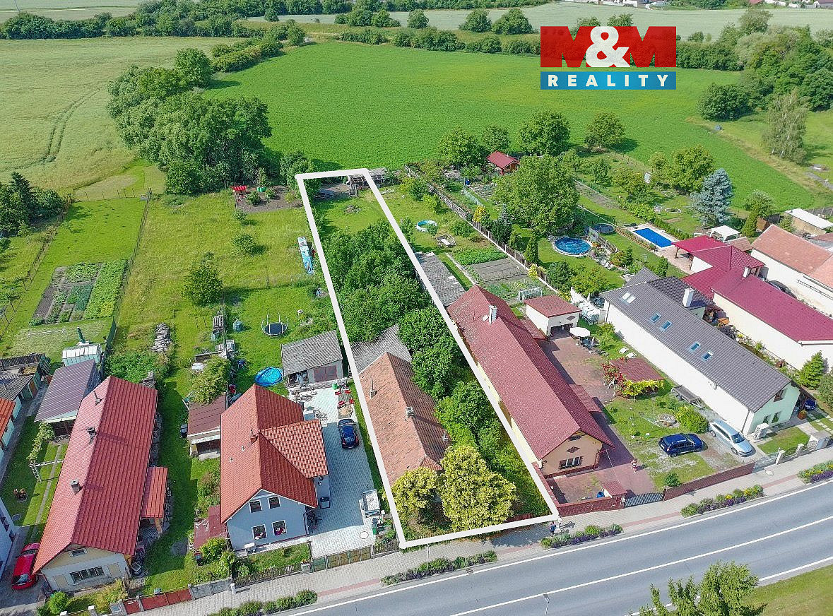 Prodej stavebního pozemku 1 290 m²