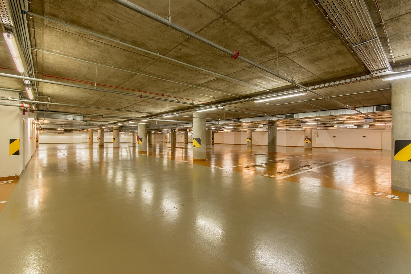 Pronájem obchodních prostor 146 m² – fotografie 5