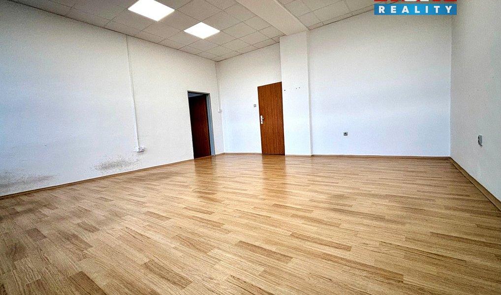 Pronájem kanceláře 35 m², České Budějovice – náhled fotky 3