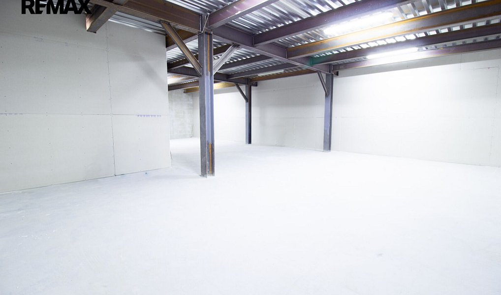 Pronájem skladovacích prostor 1 263 m², Praha – náhled fotky 16
