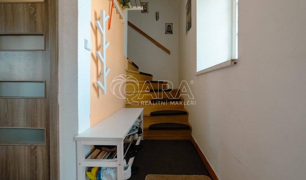 Prodej bytu 5+kk 117 m², Holubice – náhled fotky 26
