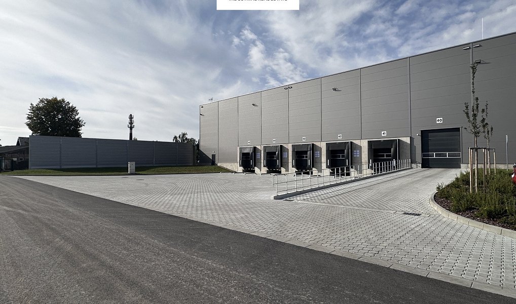 Pronájem výrobních prostor 4 000 m², Pardubice – náhled fotky 12