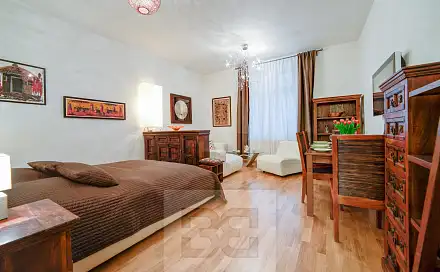 Pronájem bytu 1+1 42 m²