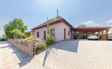 Prodej domu 280 m² s pozemkem 1 190 m², Lechovice, okres Znojmo